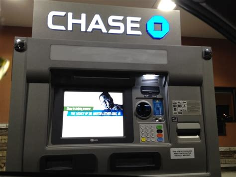 Day of the Week Hours; Mon 900 AM - 500 PM Tue 900 AM - 500 PM Wed. . Chase drive thru atm